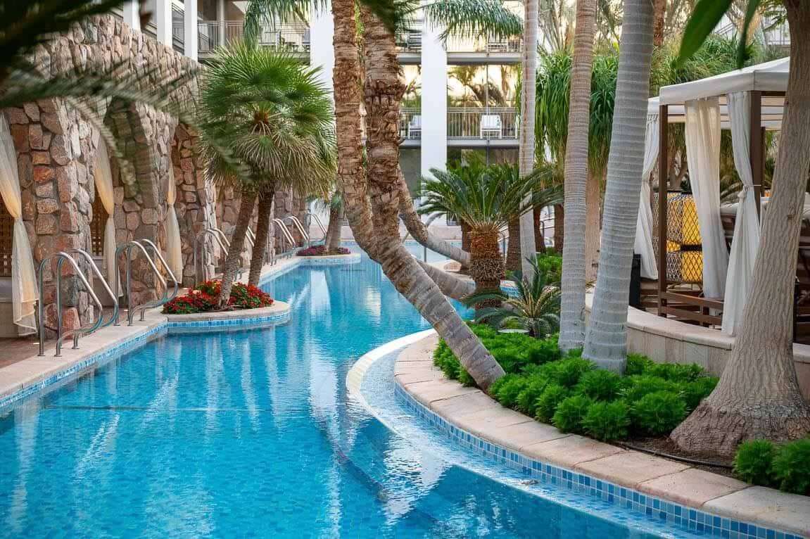 10% Discount at  Agamim 9-11/9/26