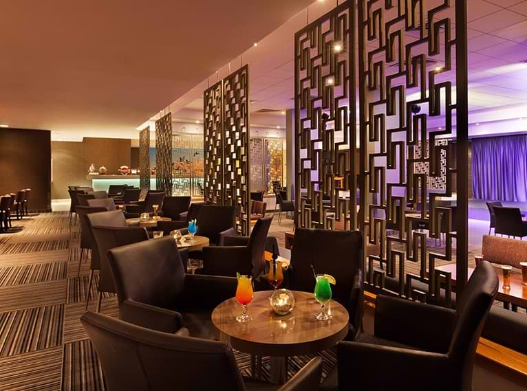 Café et du vin au Bar