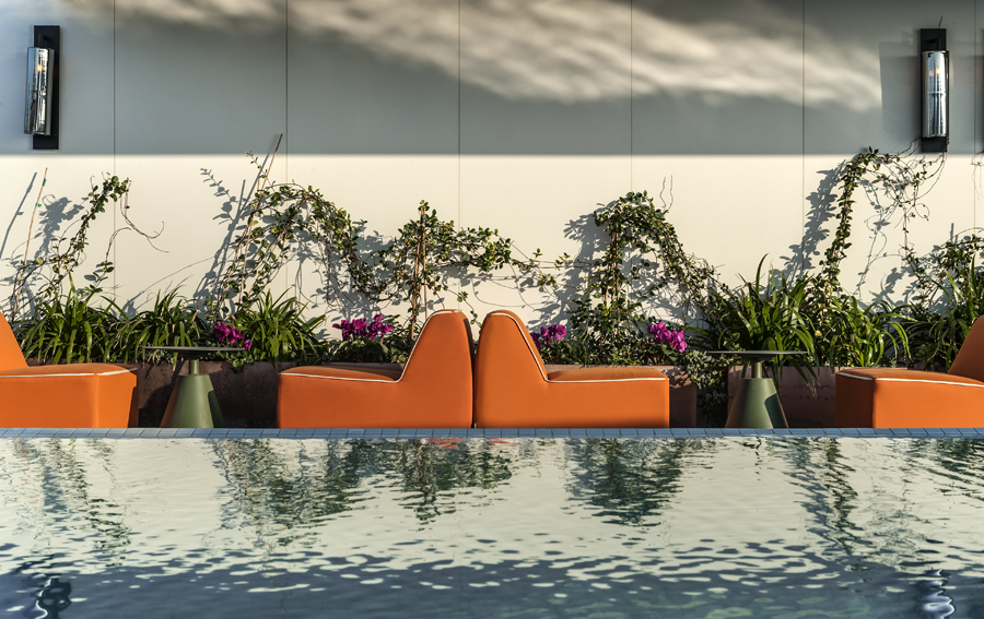 Плавательный бассейн на крыше