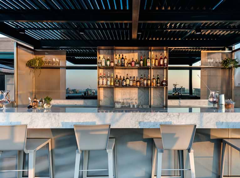 Publica Isrotel Pool Bar