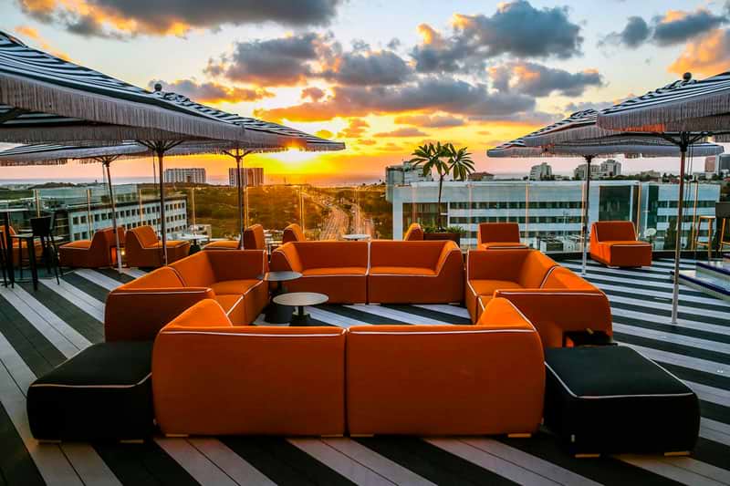 Publica Isrotel Pool Bar