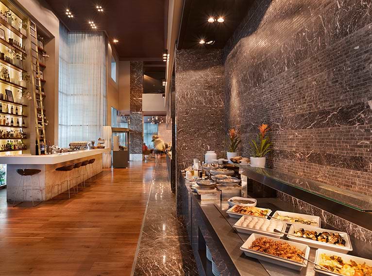 Завтраки в отеле Royal Beach Tel Aviv