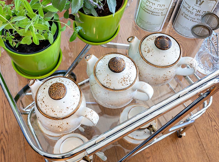 קנקני תה בטרקלין אוריינט ירושלים