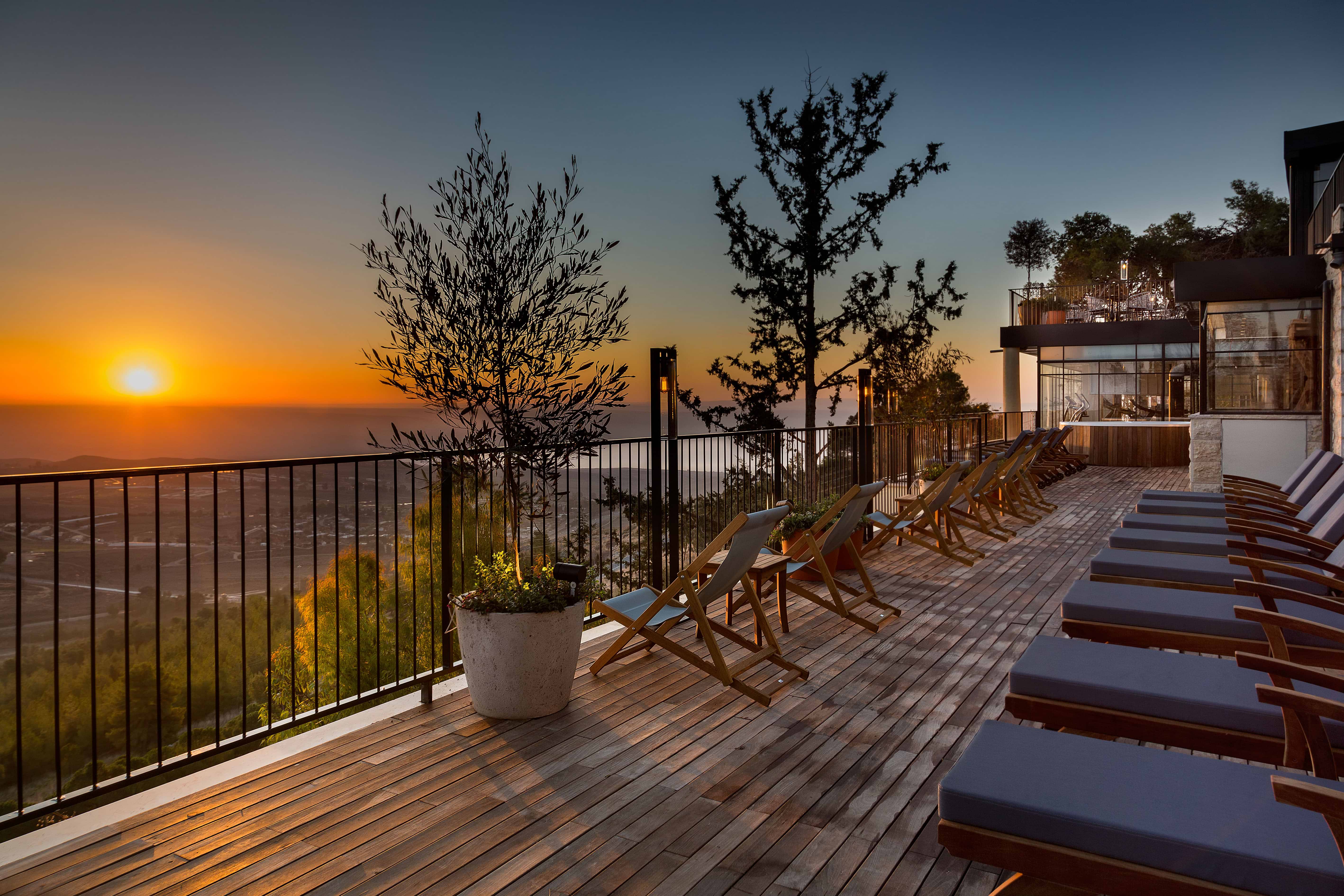 Бассейн и тренажерный зал