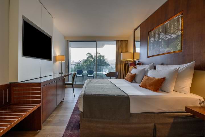 חדר נוף לבריכה זוגי בקומה השלישית