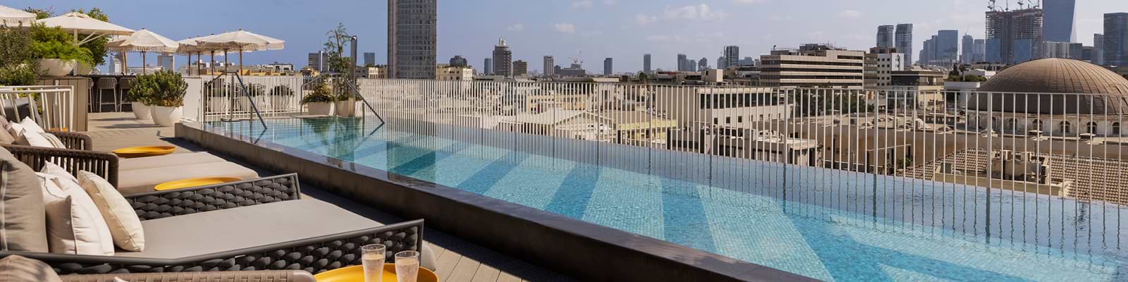 מלון אלברטו תל אביב - בריכה