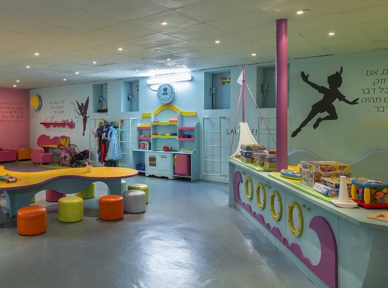 מועדון 'ילדודס' ו'פלייזון'