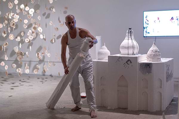 המעבדה לאמנות בחסות ישרוטל