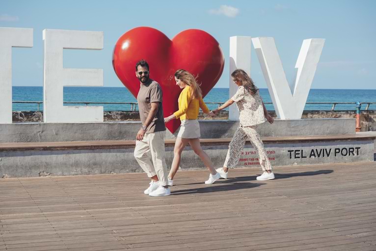 מלון פורט טאואר תל אביב: מלון העסקים מול הים | ישרוטל