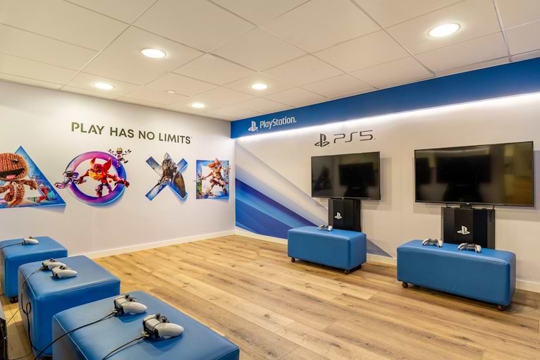 מועדון 'ילדודס' ו'פלייזון'