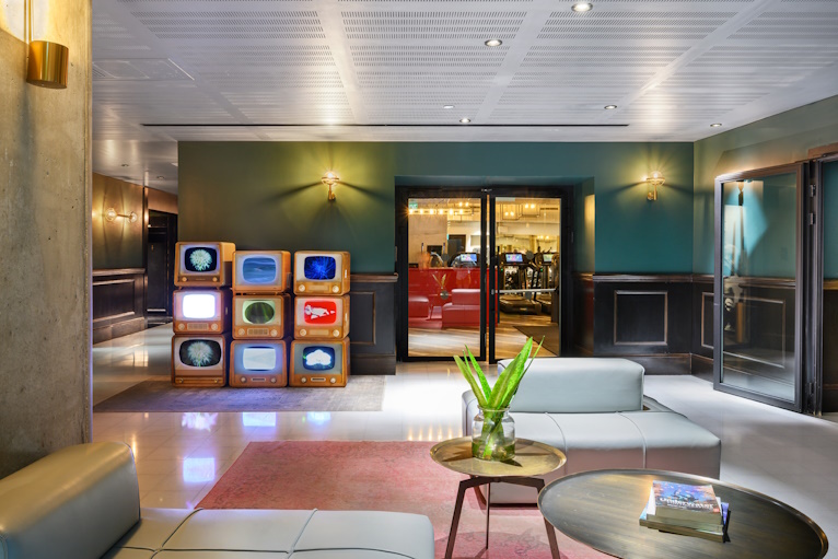 Breakfast at the Publica Isrotel 