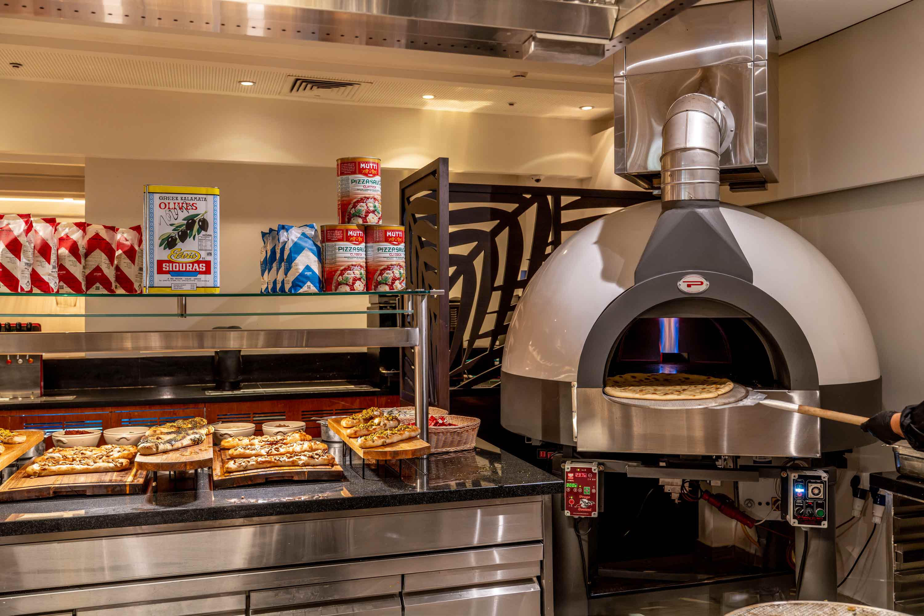 Lotus – Hotel Restaurant