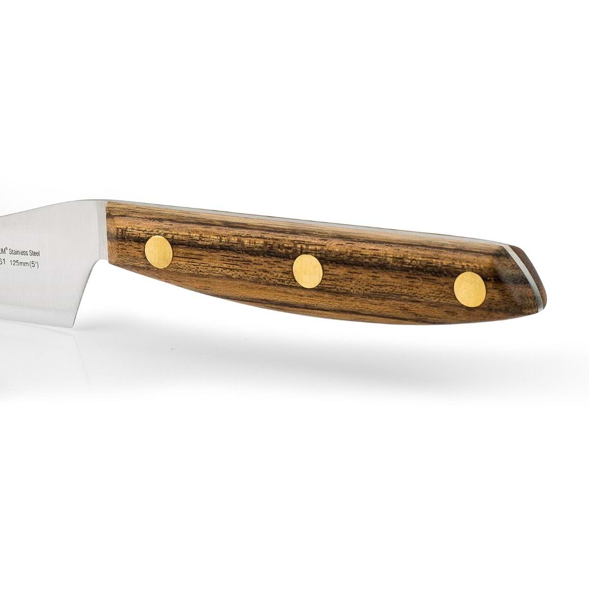Video: Wooden eco-knife that is sharper than steel cuts through steak
