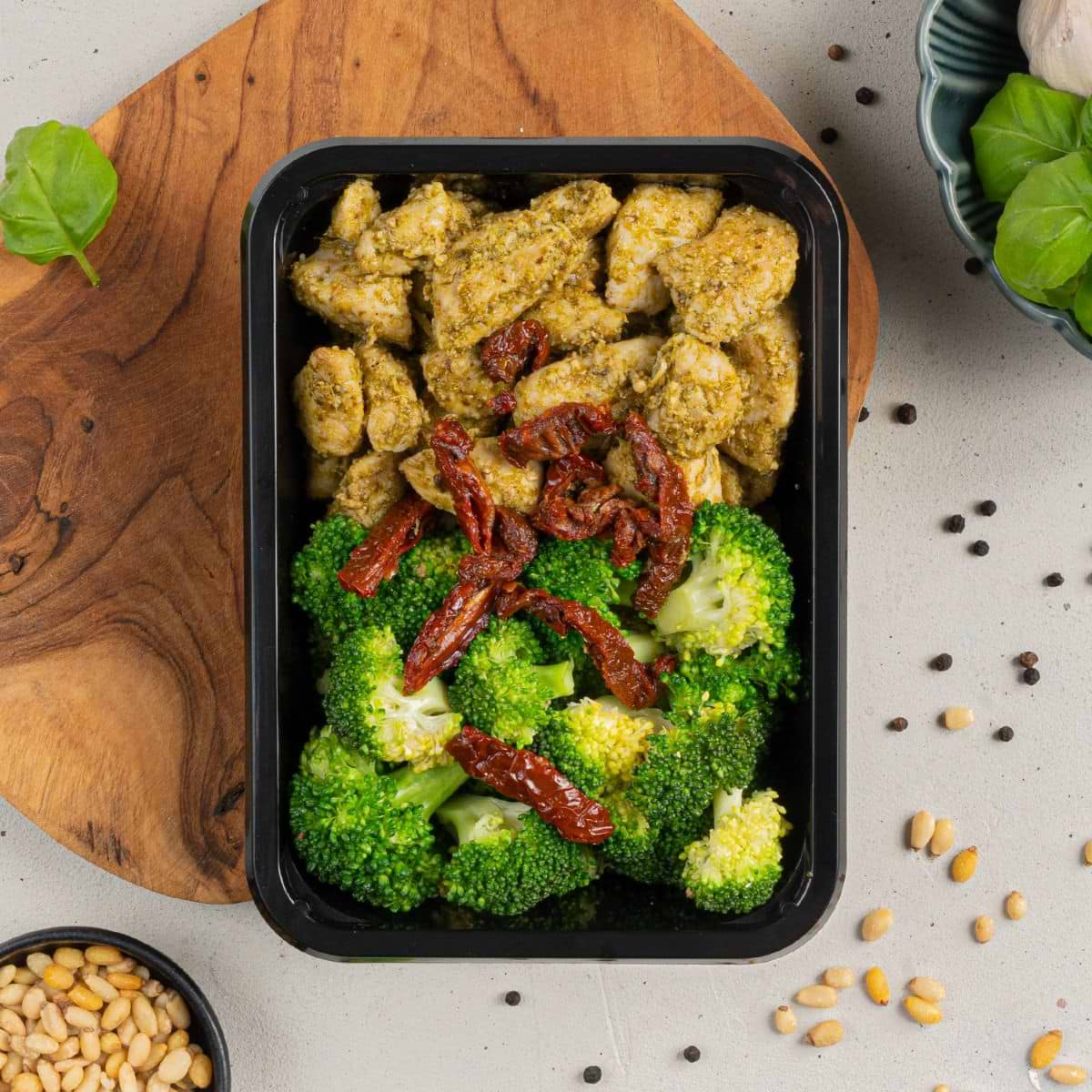 Afvallen - Kip Pesto - Broccoli - Muscle Meal Prep sportmaaltijden