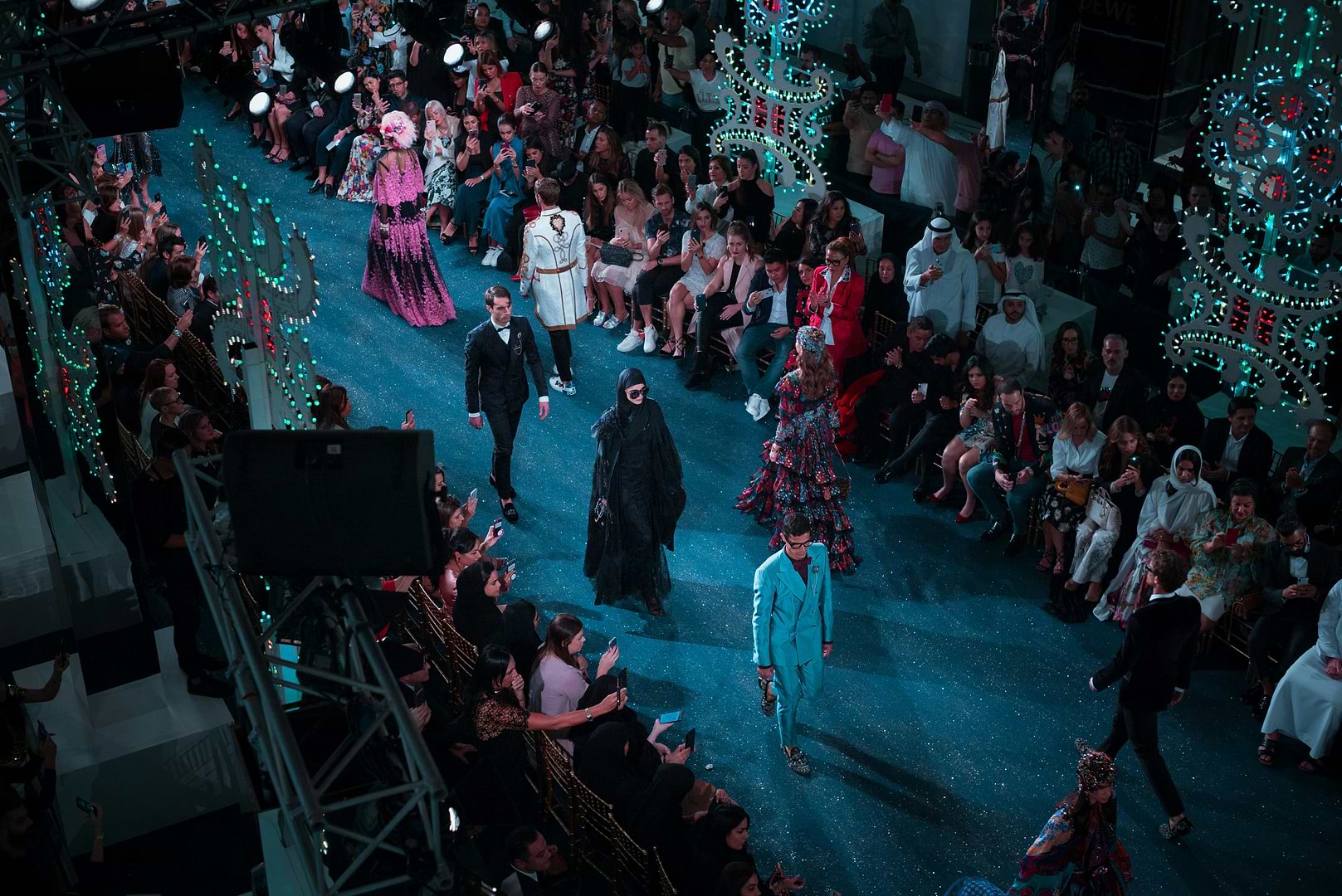 runway show new york fashion week nyfw live shopping