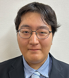 裵 先生
