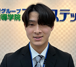 江成 先生