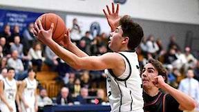Wreckers edge New Canaan in boys basketball nail-biter