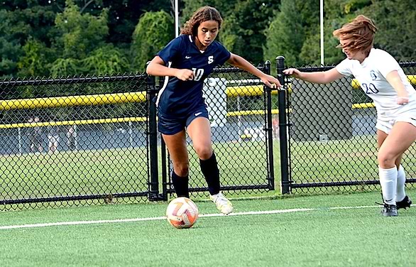 Two more victories netted by Staples girls soccer