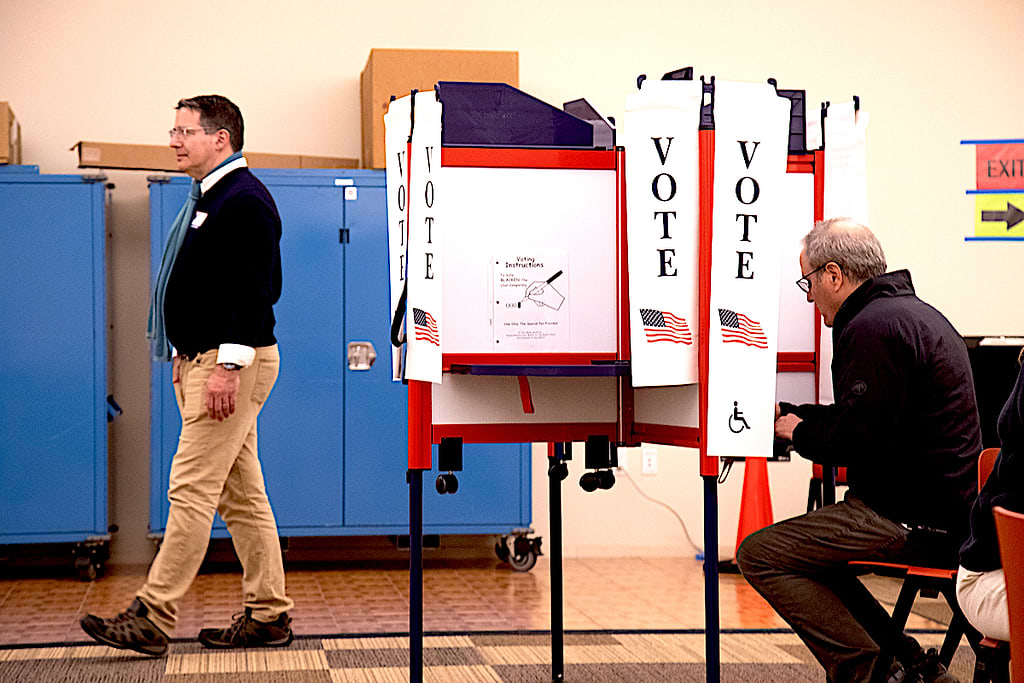 Pulse at the polls A look at Westport’s Election Day Westport Journal