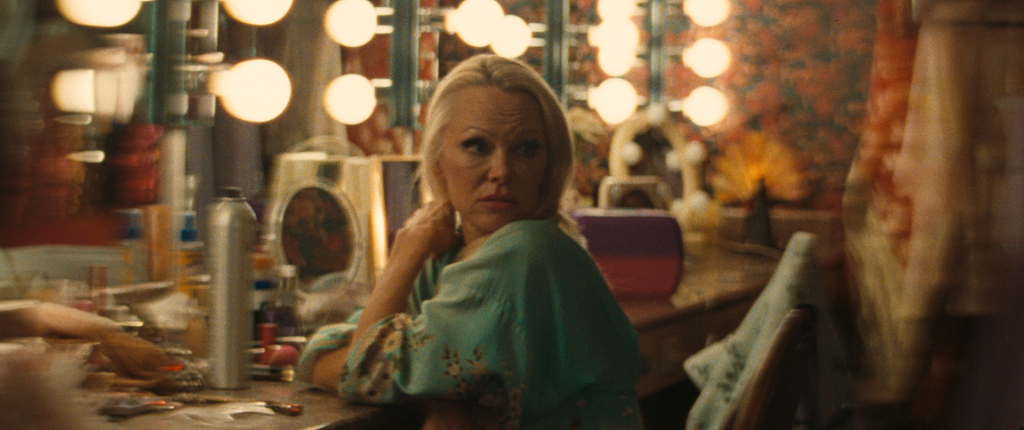 The Last Showgirl - Photo Roadside Attractions