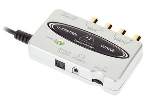 כרטיס קול בסיסי UCA202 עובד דרך USB של Behringer