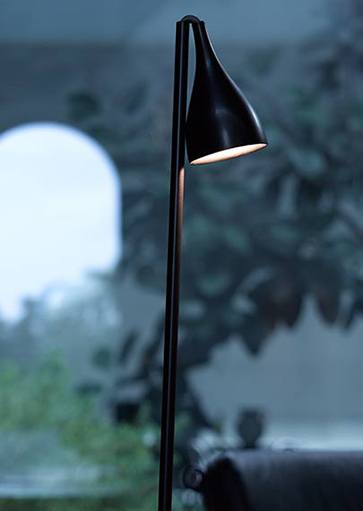 Anta-vloerlampen-Anta-Afra-vloerlamp-Webo-Verlichting