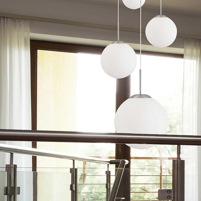 Plafondlamp - Hanglamp met vijf bollen - 1581-5 - 5-lichts Glasbollen STEINHAUER - 7376ST - Hanglamp - Plafondlamp - Steinhauer - Bollique - Modern - Wit - Bollen - Metaal Glas