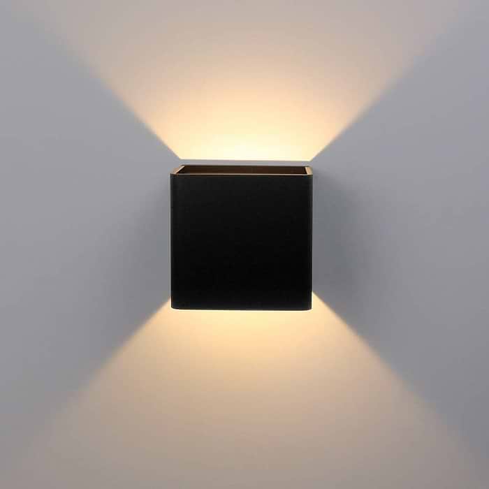 Wandlamp Stretto - mat zwart - vierkant 10 cm - up en down verlichting - geïntegreerde LED lichtbron - 2700K - 6W - dimbaar - HIGH LIGHT