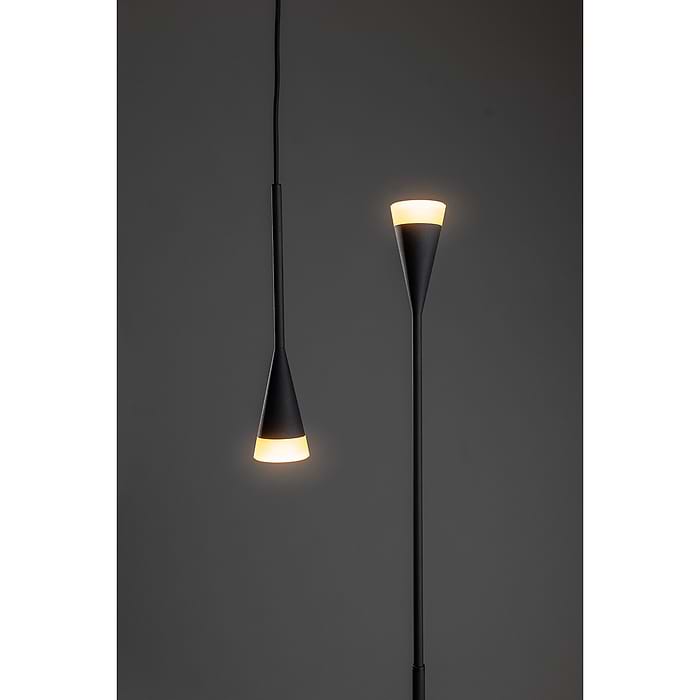 metaal en mat glas - ETH. Prachtig design. Dimbaar. In de serie Defender bevinden zich ook hanglampen