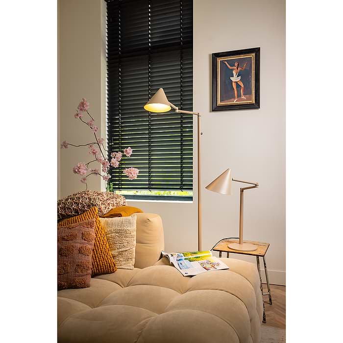 1-lichts - ETH. De serie Marvis van het merk ETH bevat een wandlamp