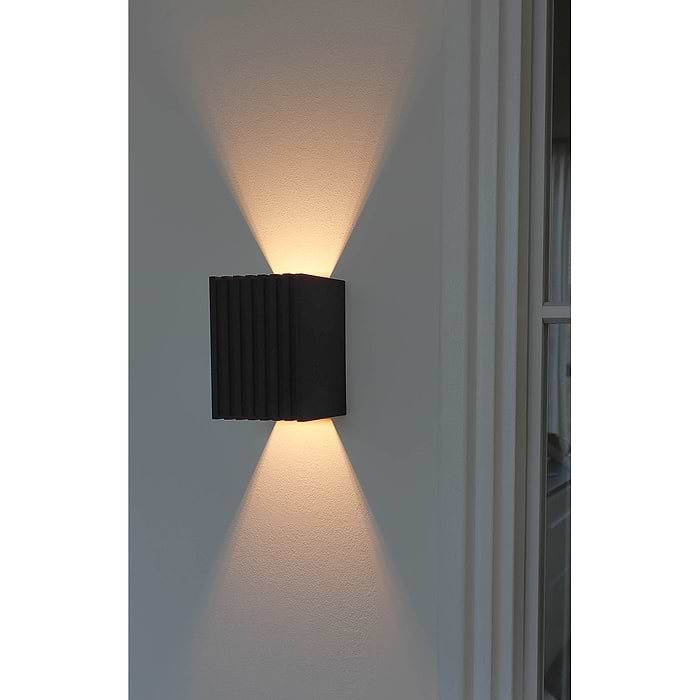 Houten wandlamp