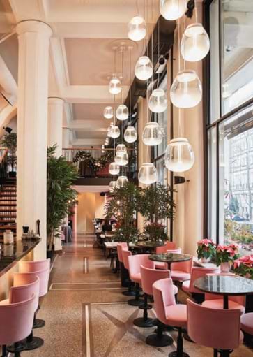 Artimide hanglampen restaurant verlichting. Projectverlichting voor bedrijven, kantoren, winkels, schepen, horeca, ontvangstruimtes, etc. Grote collectie projectverlichting bij Webo.