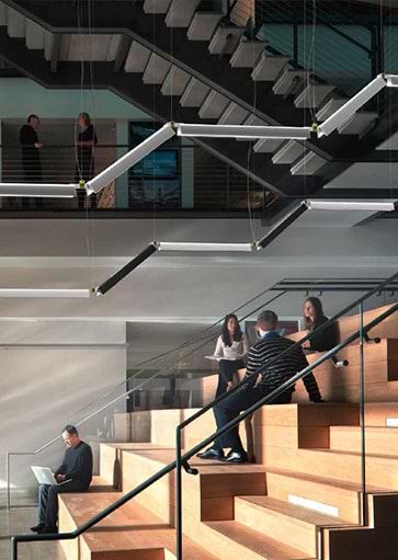 Projectverlichting Artimide voor bedrijven, kantoren, winkels, schepen, horeca gelegenheden, vergaderzalen, ontvangstruimtes, praktijkruimtes en meer. Moderne lampen, klassiek verlichting, design lampen, exclusieve verlichtingsarmaturen, basis verlichting voor woonkamer, keuken, badkamer, slaapkamer en hal. Buitenverlichting etc. Bij Webo Verlichting in Beuningen bij Nijmegen, vindt u duizenden lampen. Alle smaken en stijlen zijn vertegenwoordigd. Webo vertegenwoordigt in Nederland meer dan 60 verlichtingsmerken, lampen merken en lampen ontwerpers. In de grootste verlichtingsshowroom van Nederland helpen verlichtingsexperts u graag. U kunt een klein gedeelte van onze lampen online kopen in onze verichtingswebshop. Bezoek onze verlichtingszaak.