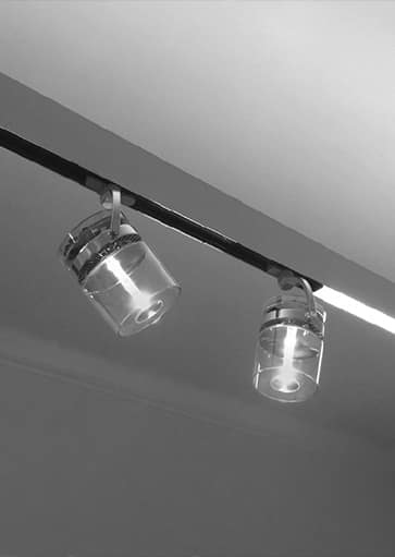 Artimide railverlichting. Projectverlichting voor bedrijven, kantoren, winkels, schepen, horeca, ontvangstruimtes, etc. Grote collectie projectverlichting bij Webo.