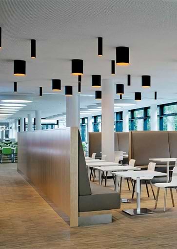 Artimide spots. Projectverlichting voor bedrijven, kantoren, winkels, schepen, horeca gelegenheden, vergaderzalen, ontvangstruimtes, praktijkruimtes en meer. Moderne lampen, klassiek verlichting, design lampen, exclusieve verlichtingsarmaturen, basis verlichting voor woonkamer, keuken, badkamer, slaapkamer en hal. Buitenverlichting etc. Bij Webo Verlichting in Beuningen bij Nijmegen, vindt u duizenden lampen. Alle smaken en stijlen zijn vertegenwoordigd. Webo vertegenwoordigt in Nederland meer dan 60 verlichtingsmerken, lampen merken en lampen ontwerpers. In de grootste verlichtingsshowroom van Nederland helpen verlichtingsexperts u graag. U kunt een klein gedeelte van onze lampen online kopen in onze verichtingswebshop. Bezoek onze verlichtingszaak.