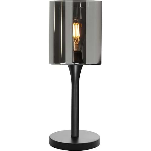 Tafellamp Diverso mat zwart metaal met glazen kap - kleur Smoke (zwart rookglas) -  De tafellamp is 34 cm hoog en een doorsnede van 12 cm -  De lamp heeft een snoerschakelaar en is te dimmen met een externe dimmer (exclusief) -  In de lamp passen LED lampen met een E14 fitting -  Ook een mooie filament LED lamp kan erin -  De lichtbron is exclusief -  Binnen deze Diverso serie van HIGH LIGHT bevinden zich meer lampen -  Zoals een hanglamp en een wandlamp -  Zoek in onze webshop op het woord Diverso en u ziet de gehele collectie staan -  T1413 - 01