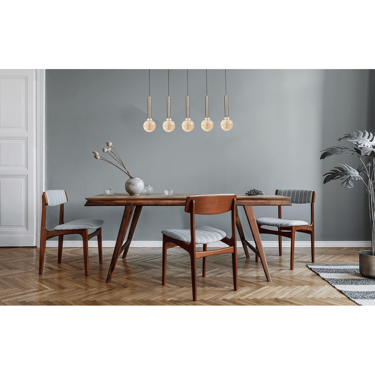 Hanglamp Tomasso 5-lichts nikkel mat - plafondplaat zwarte 130x8cm - zwarte stoffen kabel 150cm - MASTERLIGHT