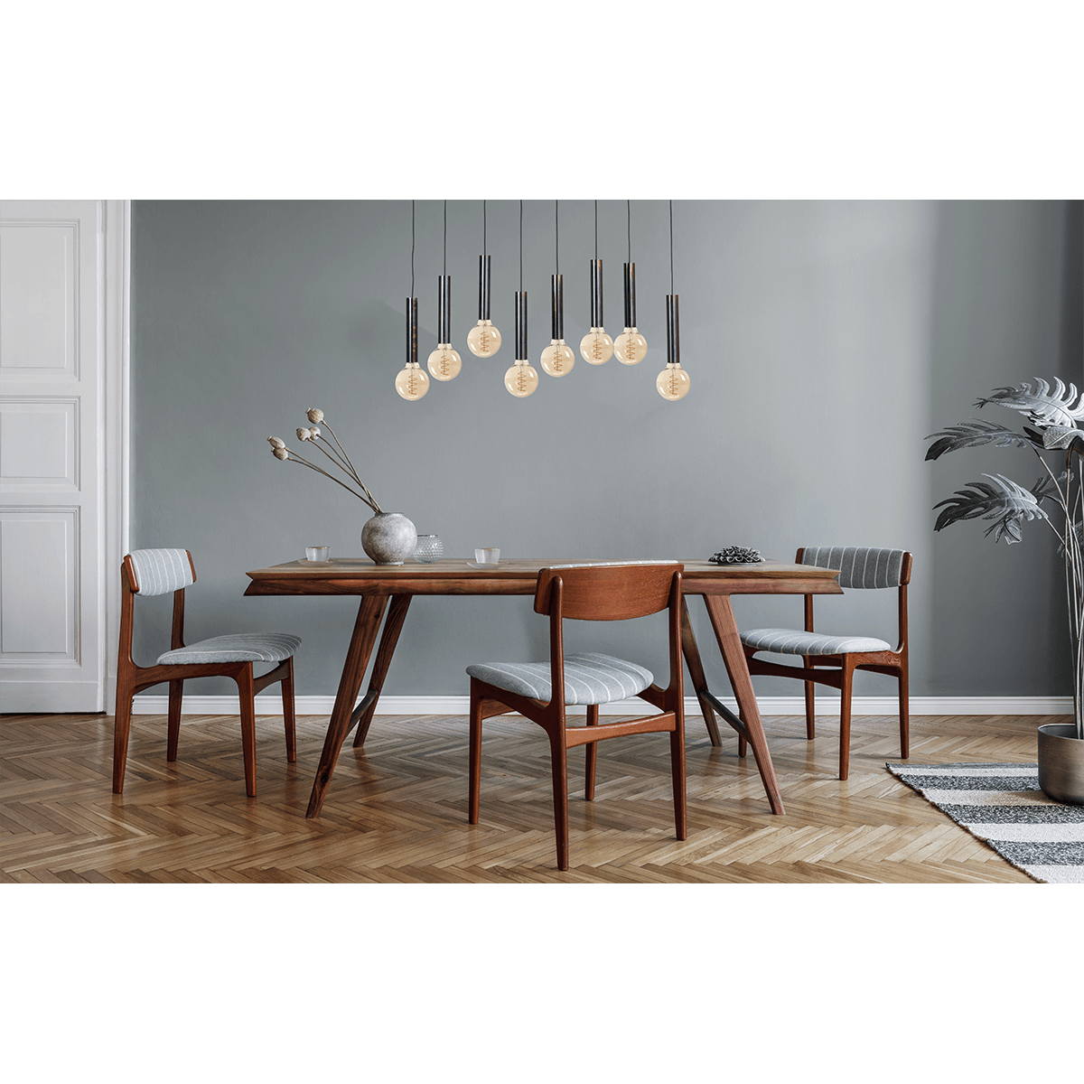 Hanglamp Tomasso 8-lichts dappled oil - plafondplaat zwarte 130x25cm - zwarte stoffen kabel 150cm - MASTERLIGHT