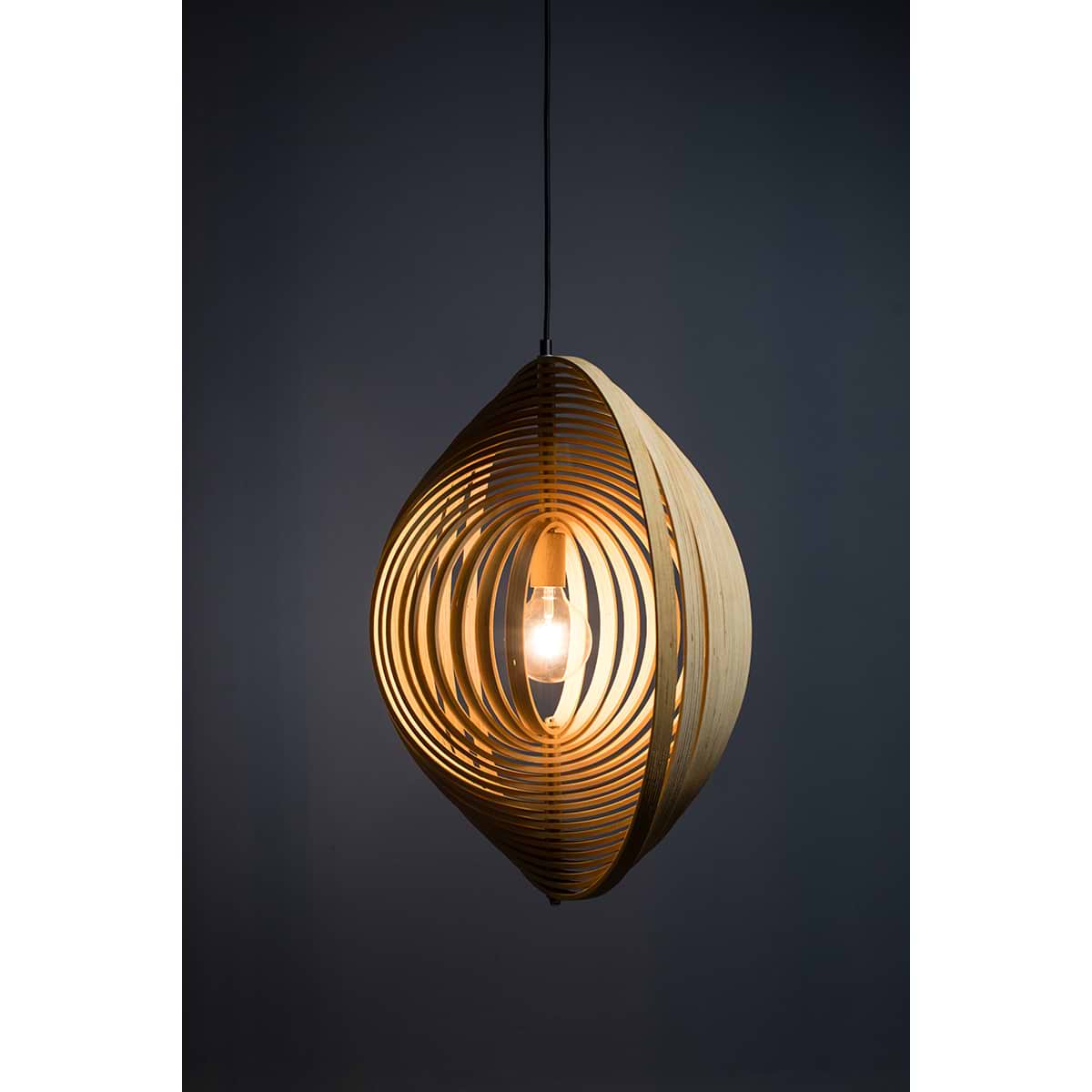 05-HL4540-70. Bijzondere naturel houten hanglamp Woody