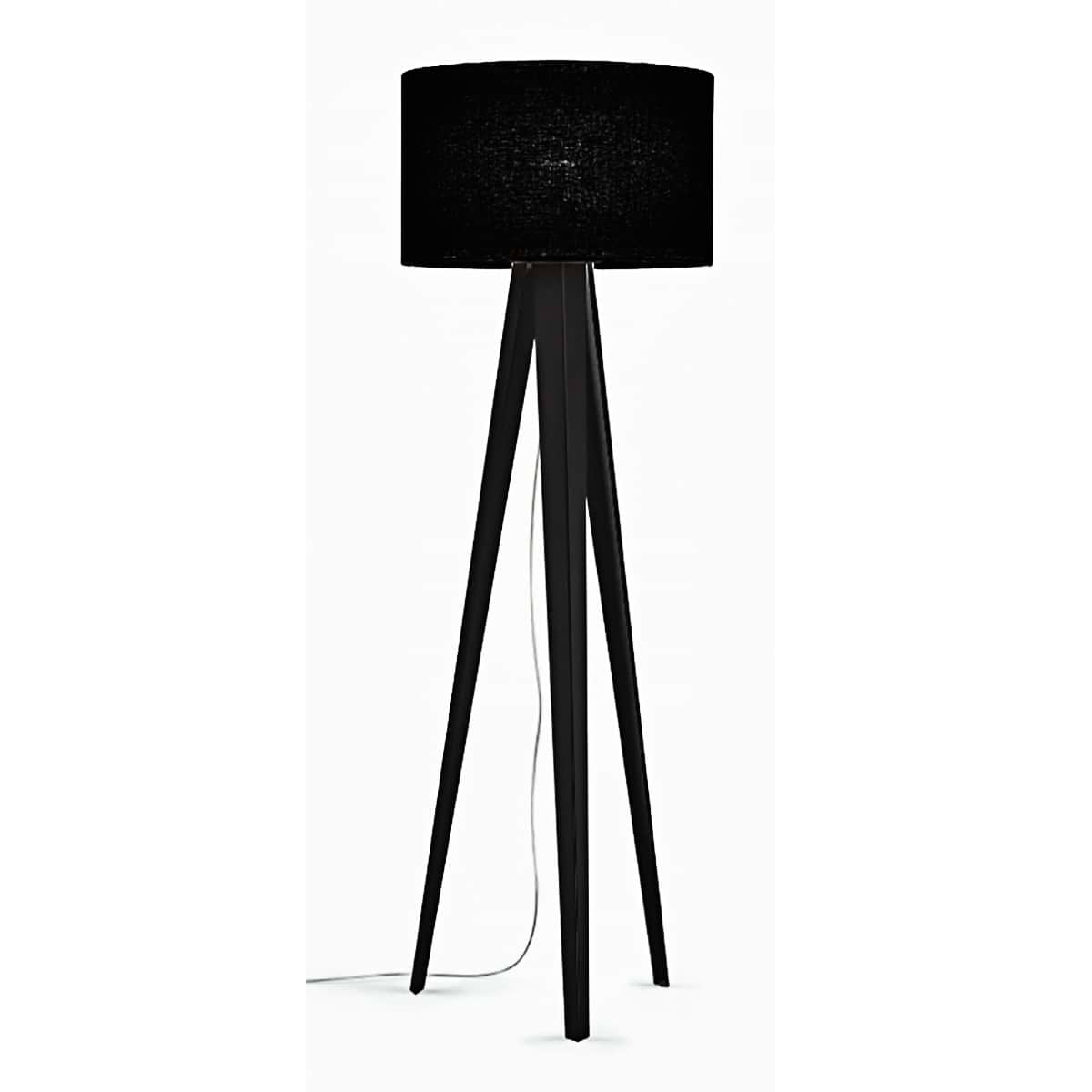 Moderne vloerlamp, 41.978.07-11*, van de Duitse fabrikant Knapstein. Alle lampen van Knapstein zijn van zeer degelijke kwaliteit. Voor meer opties uit de serie: EMMA, kunt u de zoekfunctie gebruiken op onze site. Dan ziet u welke andere opties er binnen de serie zijn. Kleur: zwart. Lampenkap linnen zwart. Aantal lichtpunten: 1. Lichtbron: exclusief. Breedte in mm: 500. Lengte/diepte in mm: 500.