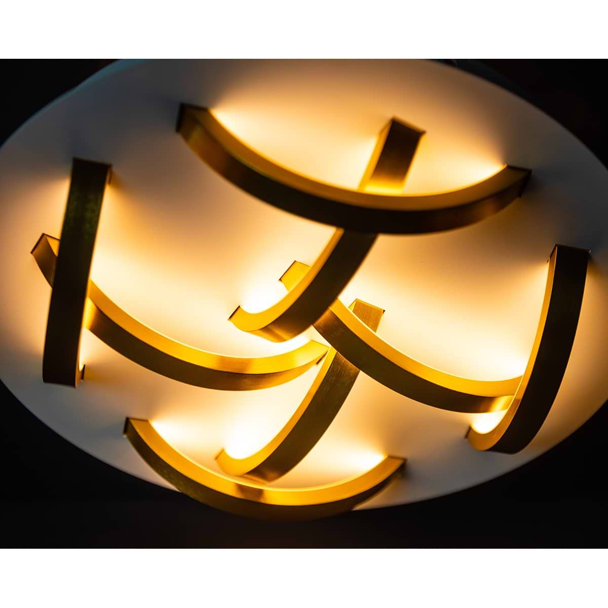 Bijzondere plafondlamp, exclusieve plafonnier. Plafondlamp LED, goud. ETH 05-PL2142-31, Expo Trading Holland, Webo Verlichting Showroom lampen online, lampen inspiratie Beuningen bij Nijmegen.