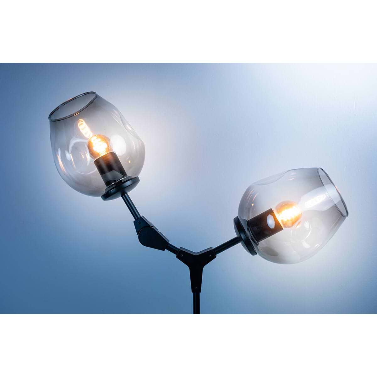 Sfeervolle tafellamp, zwart met glazen kapjes. 05-TL3378-30. ETH, Expo Trading Holland, Webo Verlichting Showroom lampen online, lampen inspiratie Beuningen bij Nijmegen.