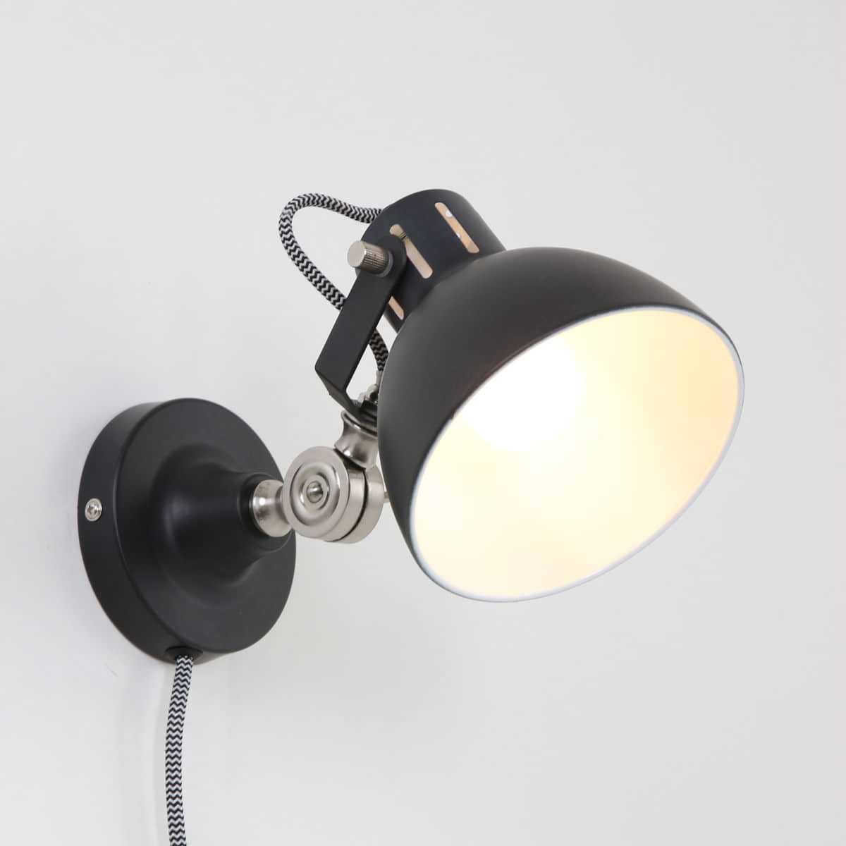 Industriële wandlamp - leeslamp - bedlamp - wandspot - 1-lichts Reflector MEXLITE - 7647ZW - Wandlamp - Mexlite- Dominique - Trendy - Industrieel - Zwart - Mat zwart - Metaal