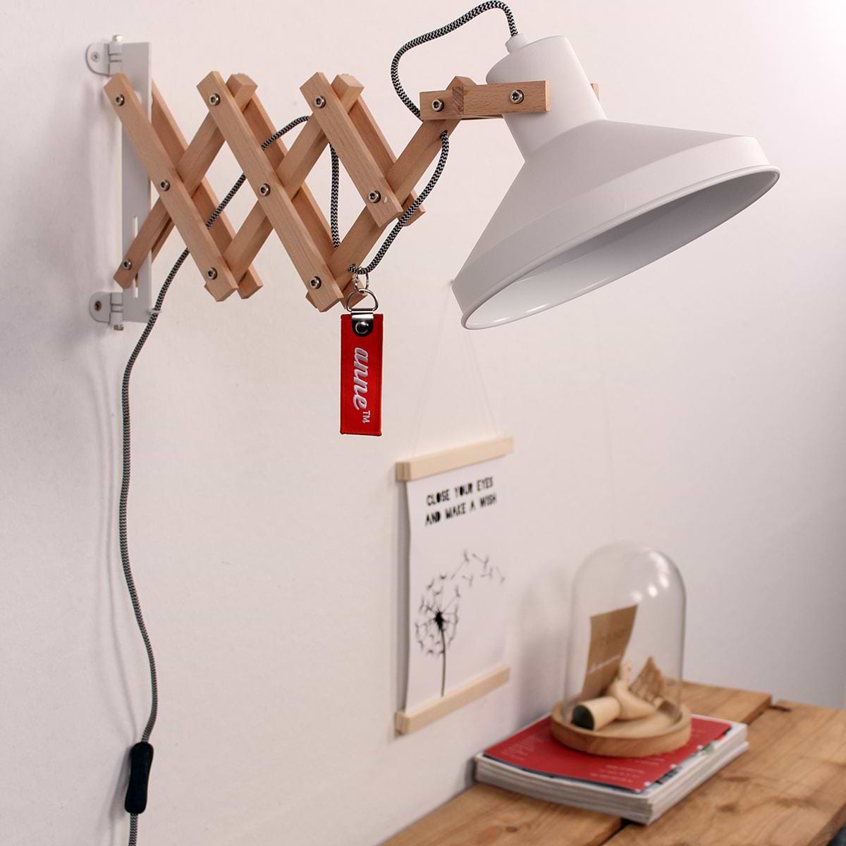Industriële wandlamp - bureaulamp - 1-lichts Hout ANNE LIGHTING - 7900BE - Wandlamp - industriële bureaulamp - leeslamp - Anne Lighting - Woody - Scandinavisch - Trendy - Wit - Houten wandlamp wit - Hout Metaal