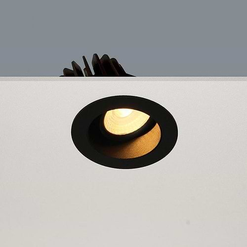 Inbouwspot badkamer en beschutte plaatsen buiten - dimbaar LED - DL - zwart rond verzonken dimbaar - kantelbaar 8W IP44 2700K 36º - serie VENICE - ART DELIGHT. Deze badkamerspot is exclusief de benodigde driver. Deze driver kunt u direct in onze webshop erbij bestellen: Driver Tridonic 10w Dimbaar - artikelnummer 87500273. U heeft 1 driver per spot nodig. - DL 2408 BL