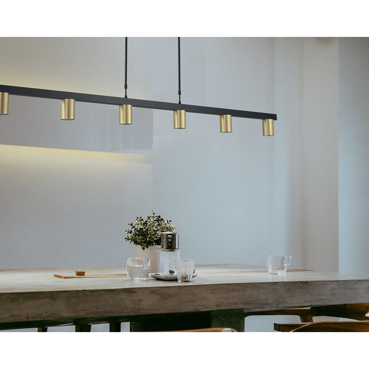 Hanglamp Bounce zwart/mat goud 6-lichts - breedte 160cm - exclusief 6x GU10 - MASTERLIGHT