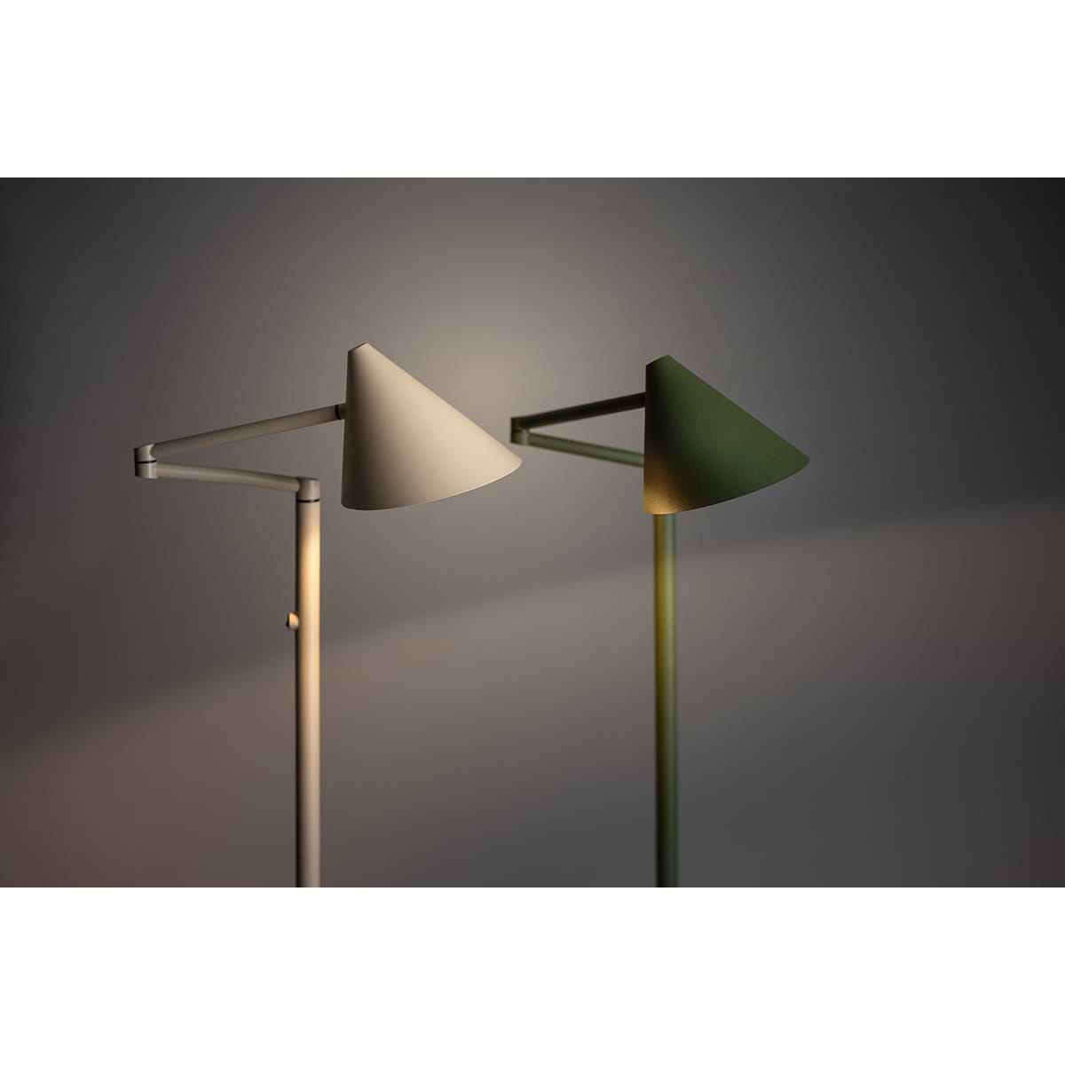 1-lichts - ETH. De hoogte van de lamp is 40 cm. De serie Marvis van het merk ETH bevat een tafellamp