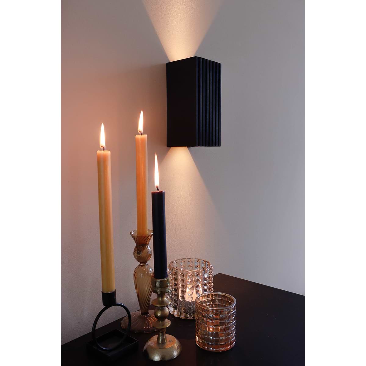 Zwart hout