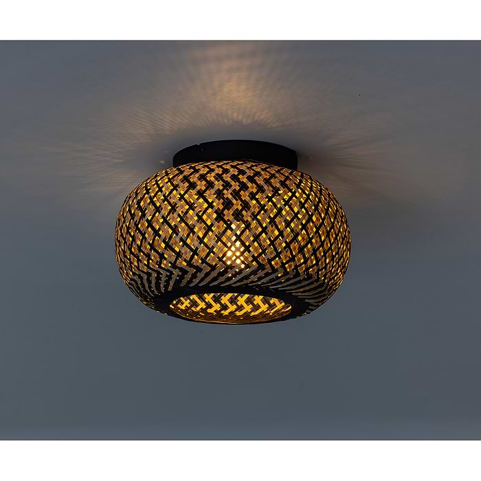 ETH. Er is ook een Otis plafondlamp met een diameter van 50 cm verkrijgbaar. Zoek in onze website op 'Otis'.